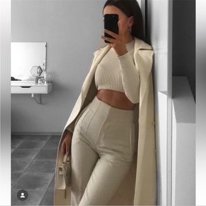 Zara blogger fav high waisted pant size s 🤍